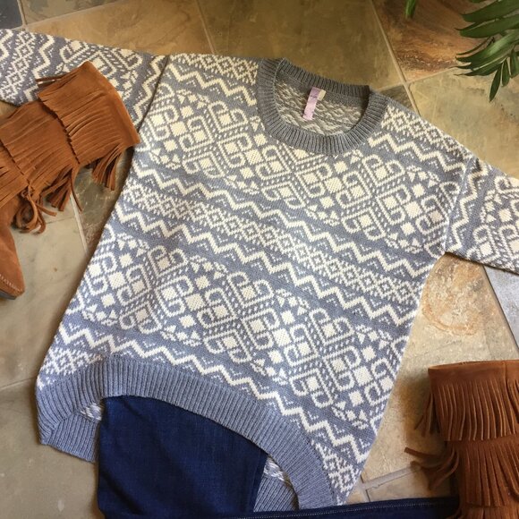 Alya Fair Isle Crew Neck Sweater (NEW) - Picture 3 of 12